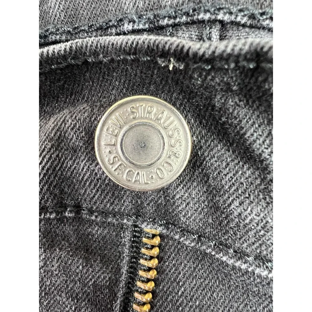 Levis levis 511